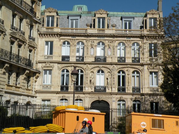  Immeuble en pierre de taille, place Saint-Georges